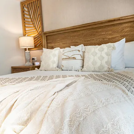 Hotel Berthas Collection By Em Cartagena