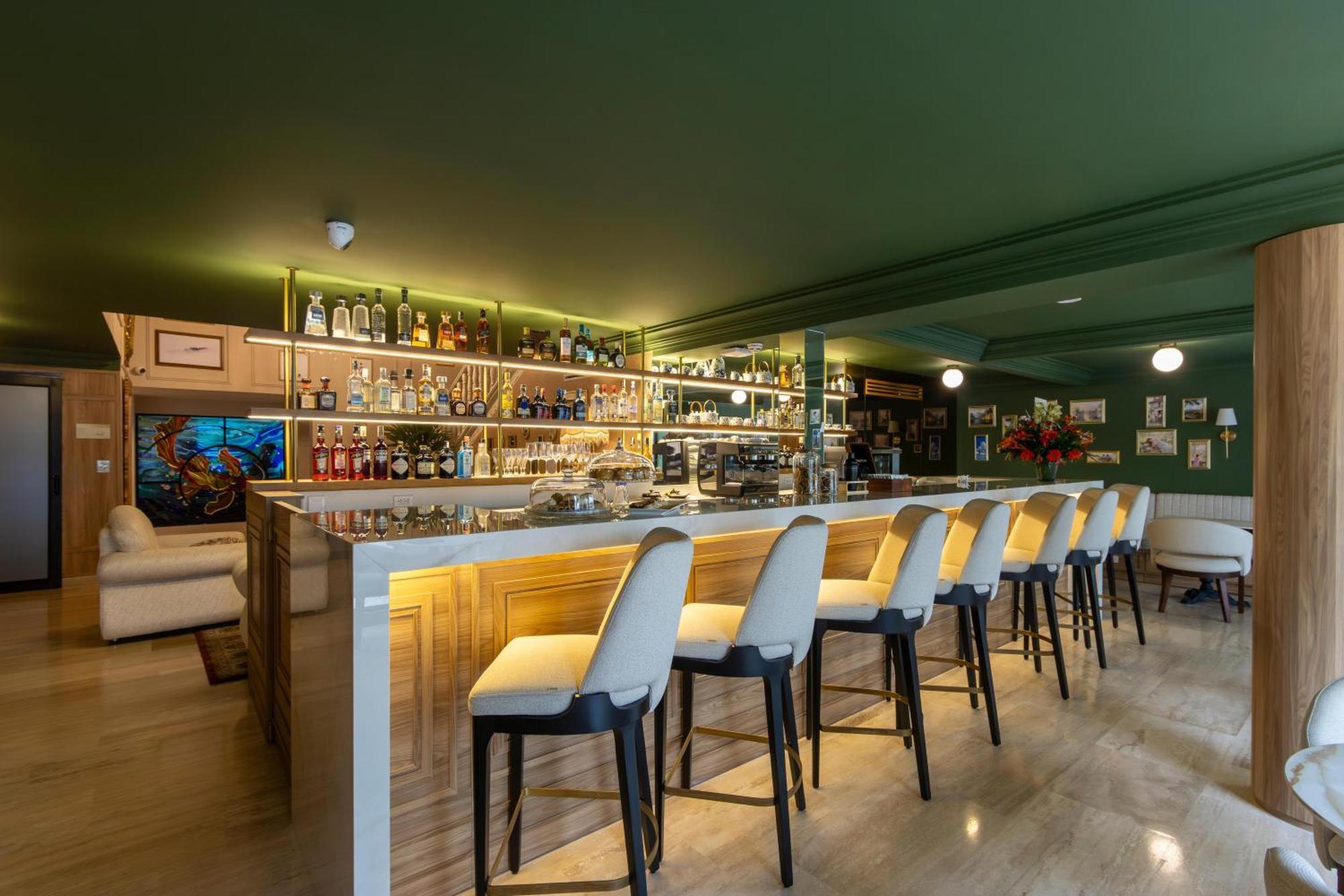 Berthas Collection By Em * Cartagena