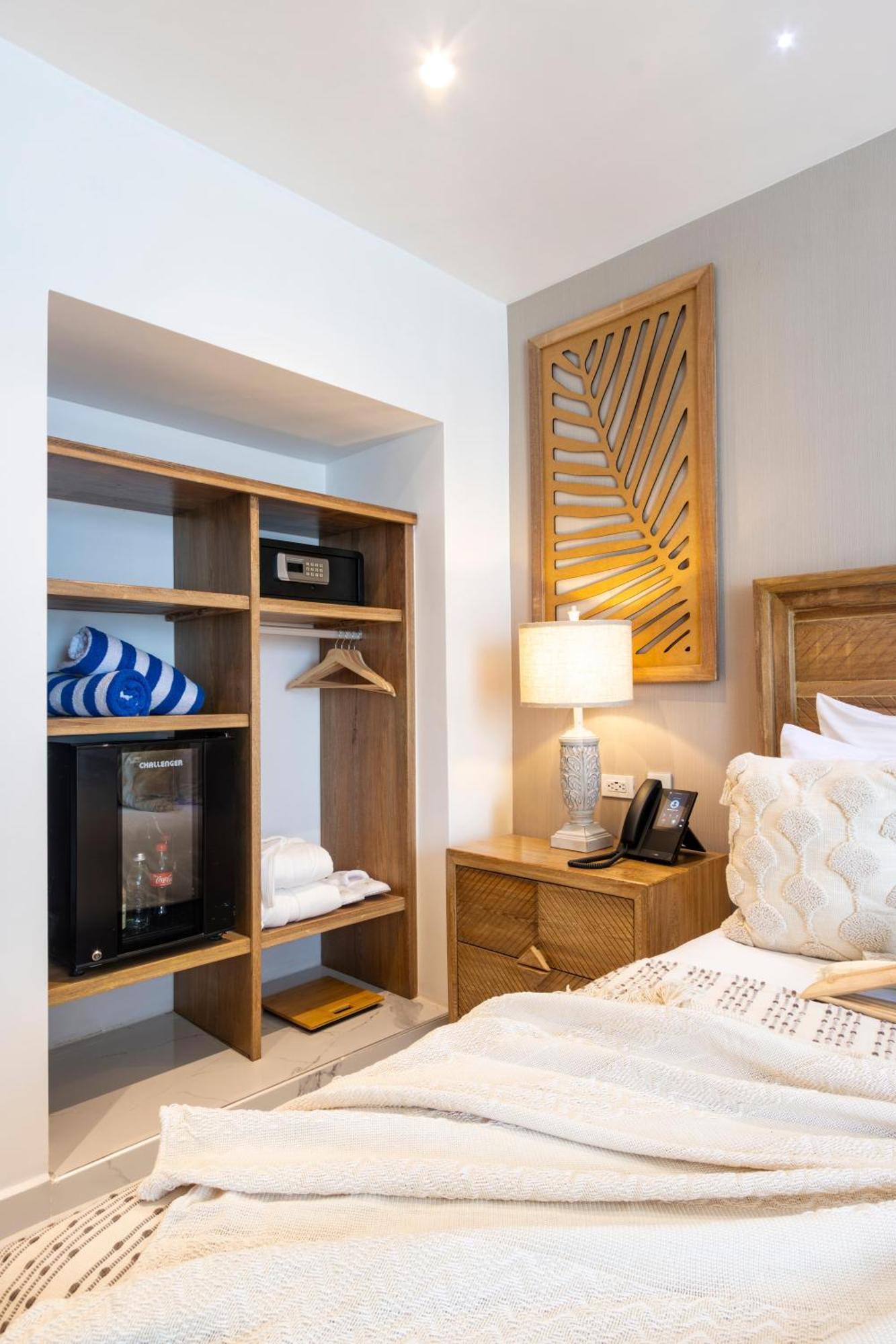 Berthas Collection By Em * Cartagena