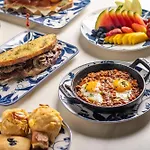 Berthas Collection By Em Hotels