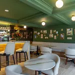 Berthas Collection By Em Hotels