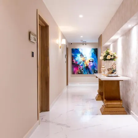 Hotel Berthas Collection By Em